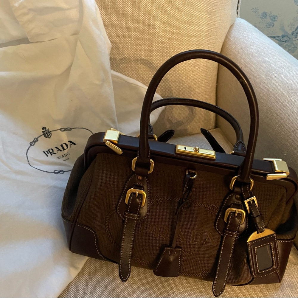 Prada Purse- perfect for Fall